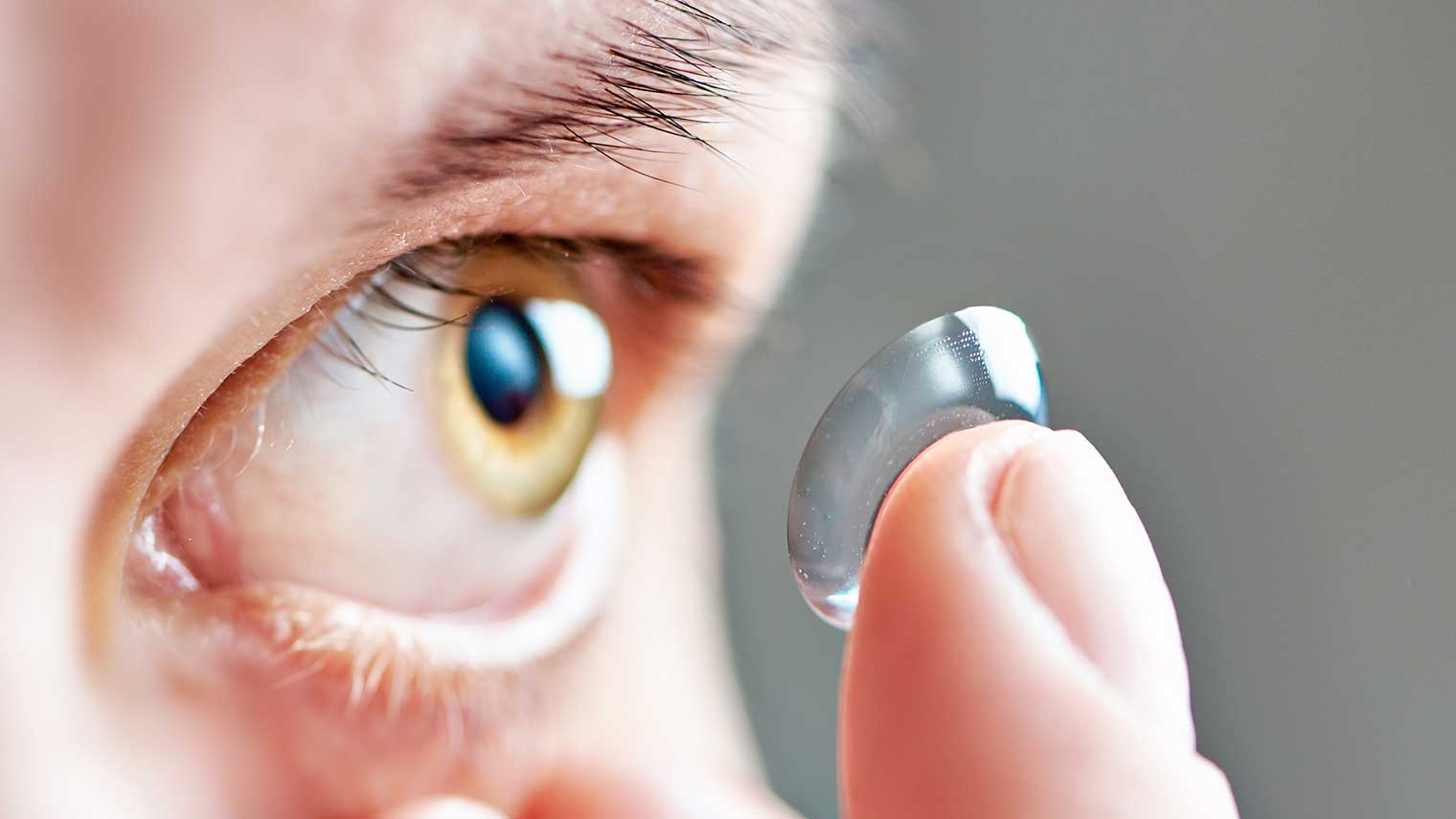 Tips on How to Avoid Low Quality Contact Lens